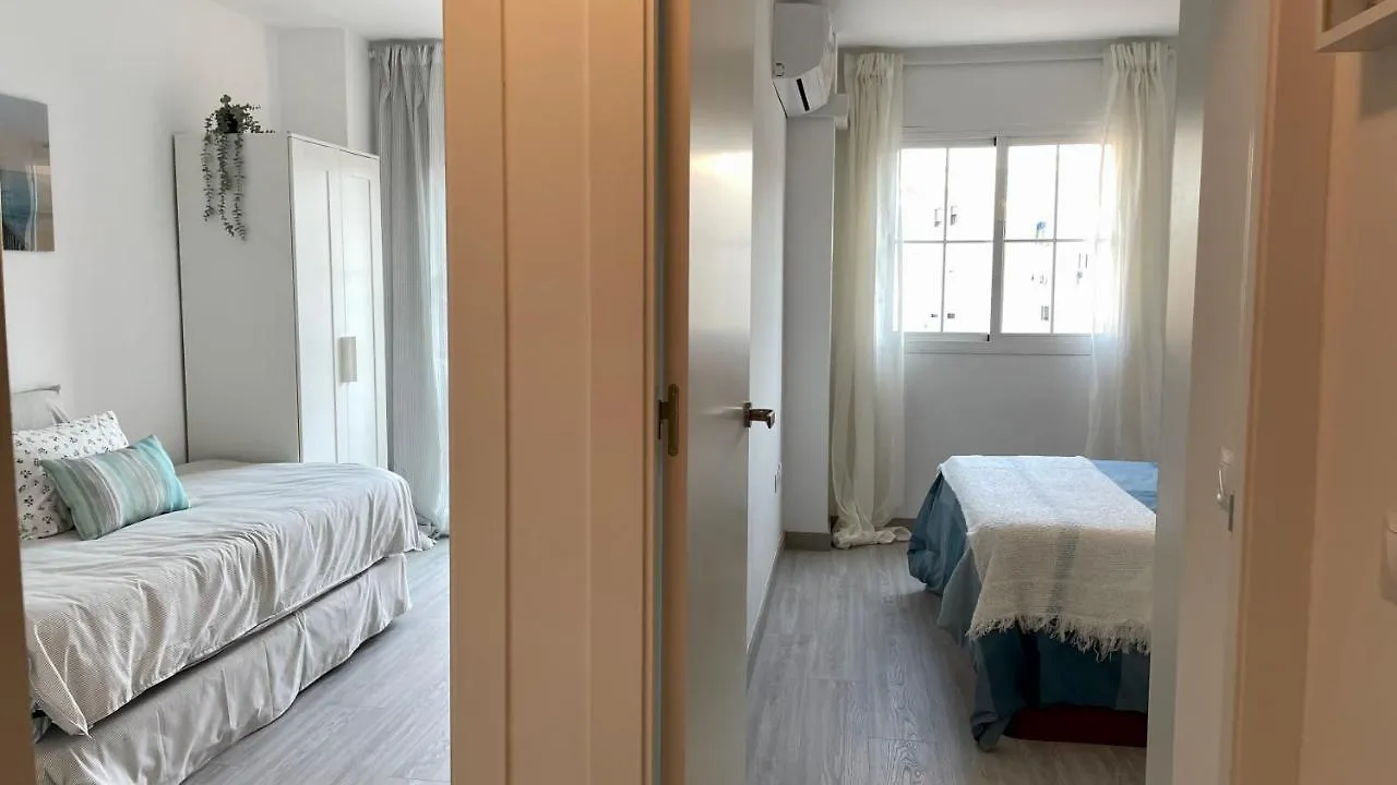 Moderno Piso De 3 Dormitorios En La Playa De Rincon De La Victoria Malaga Apartment