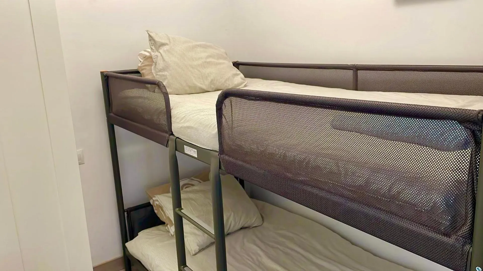Apartment Moderno Piso De 3 Dormitorios En La Playa De Rincon De La Victoria Malaga