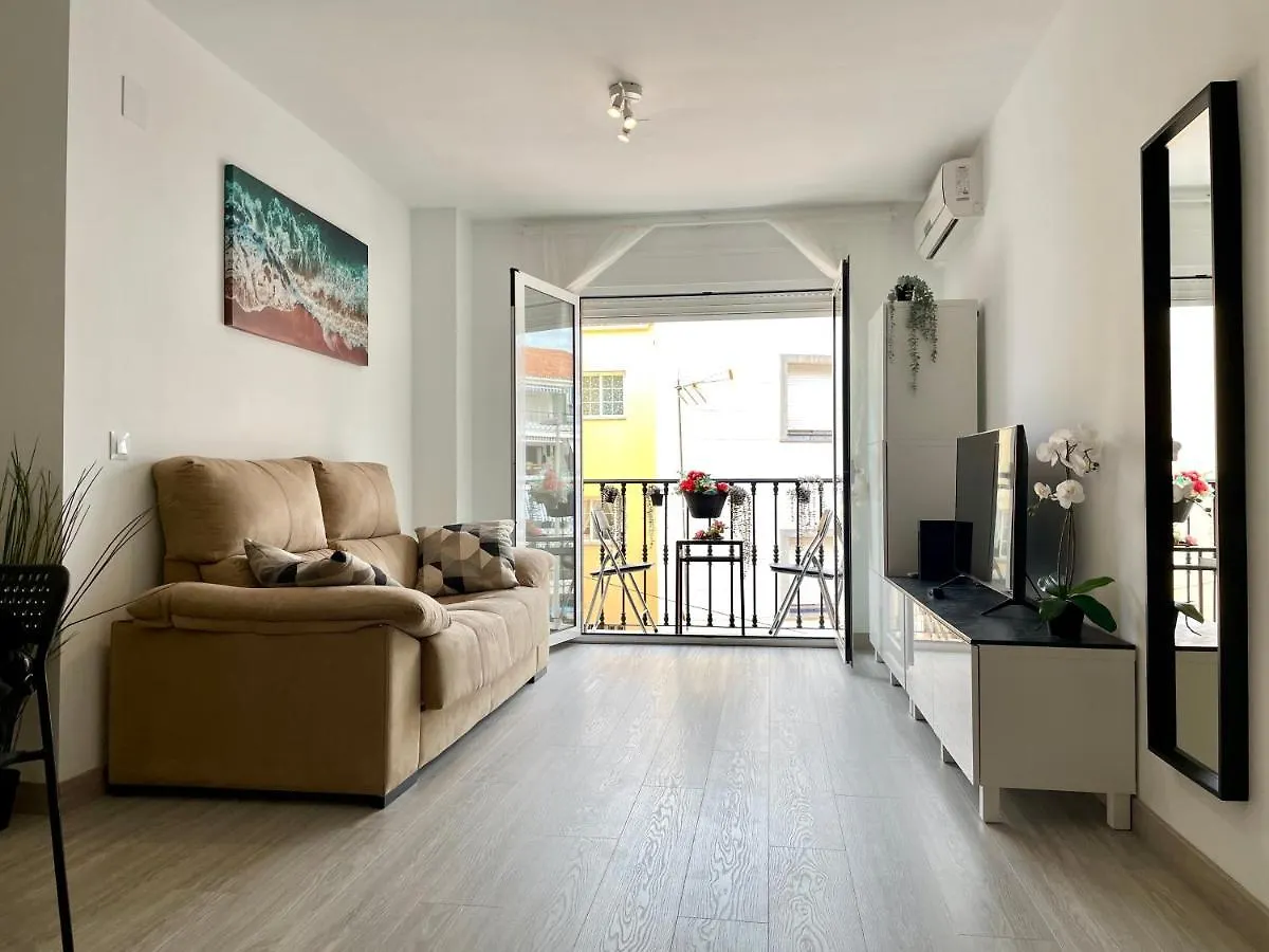 Moderno Piso De 3 Dormitorios En La Playa De Rincon De La Victoria Malaga Apartment